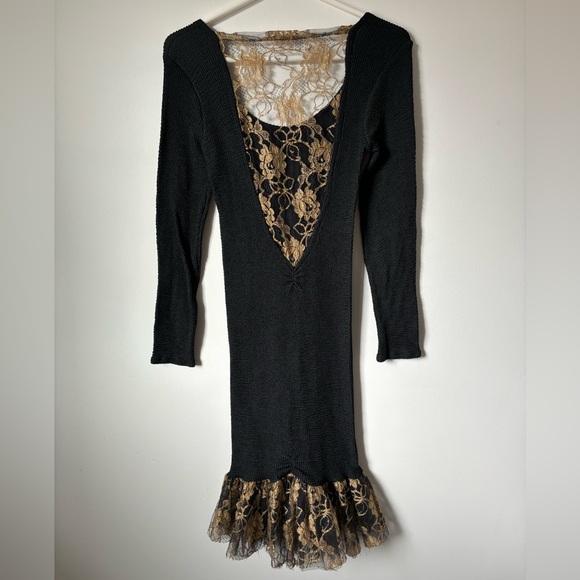 Mellow Mail Vintage 80’s Black Body Con Gold Lace Short Mermaid Dress - Picture 2 of 10